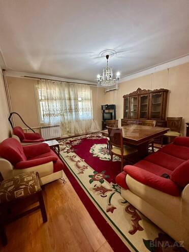 Satılır 2 otaqlı köhnə tikili 60 m², Səbail r., photo 1 from 15
