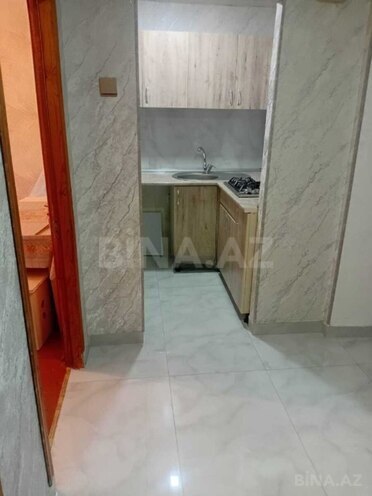 Продается 2-комн. вторичка 40 м², м. Гянджлик, photo 8 from 14