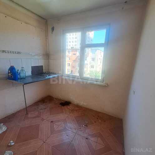 Продаётся 3-комн. вторичка 75 м², м. Нефтчиляр, photo 8 from 14