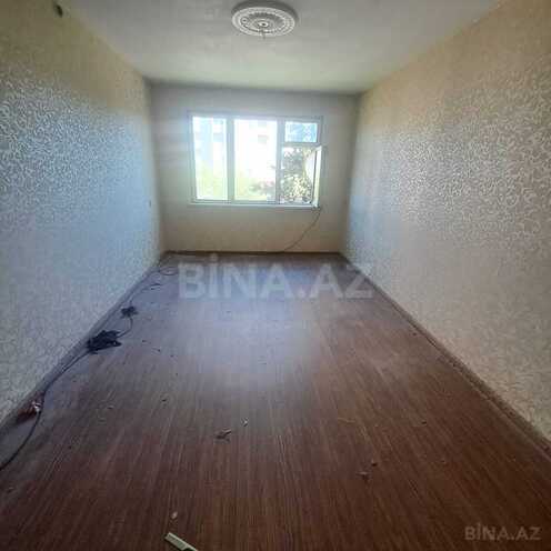 Продаётся 3-комн. вторичка 75 м², м. Нефтчиляр, photo 1 from 14