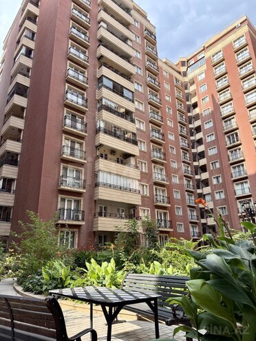 Satılır 4 otaqlı yeni tikili 220 m², 28 May m., photo 27 from 28