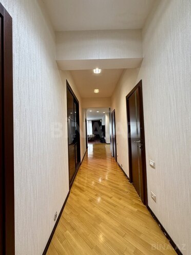 Satılır 4 otaqlı yeni tikili 220 m², 28 May m., photo 23 from 28