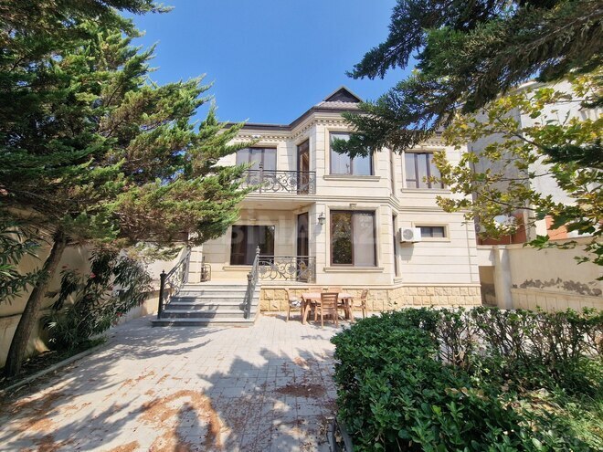 Satılır 6 otaqlı həyət evi/bağ evi 214 m², Zabrat q., photo 1 from 20