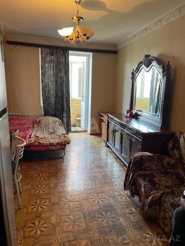Продаётся 2-комн. вторичка 65 м², м. Элмляр Академиясы, photo 3 from 9