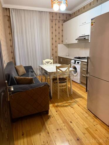 İcarəyə verilir 2 otaqlı yeni tikili 70 m², 28 May m., photo 5 from 6
