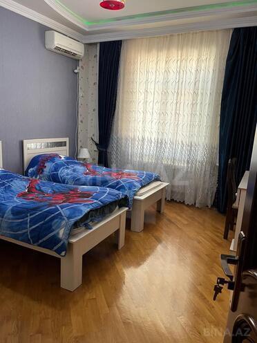 Сдаётся 7-комн. дом/дача 300 м², пос. Сарай, photo 5 from 15