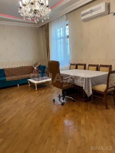 Сдаётся 7-комн. дом/дача 300 м², пос. Сарай, photo 1 from 15