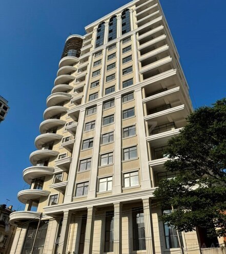 Продаётся 2-комн. новостройка 79 м², м. 28 мая, photo 1 from 7