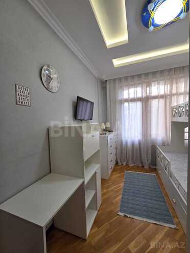 Сдается 3-комн. новостройка 130 м², м. 28 мая, photo 14 from 23