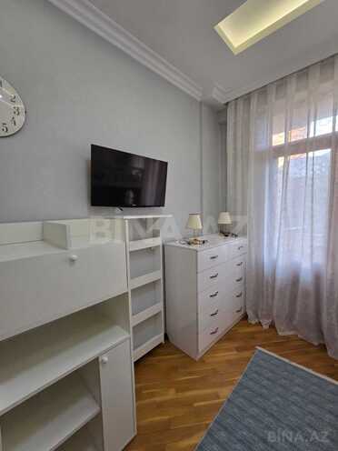Сдается 3-комн. новостройка 130 м², м. 28 мая, photo 9 from 23