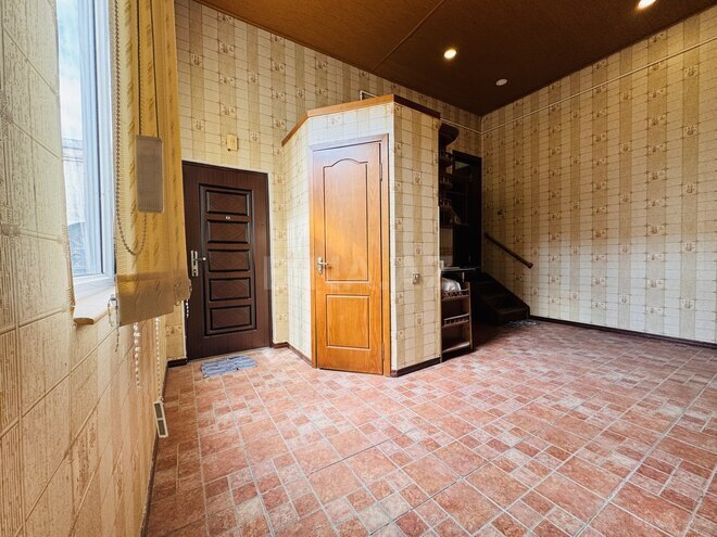 Satılır 4 otaqlı köhnə tikili 96 m², Sahil m., photo 3 from 20