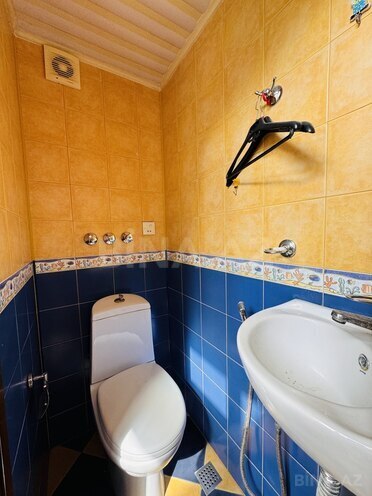 Satılır 4 otaqlı köhnə tikili 96 m², Sahil m., photo 18 from 20