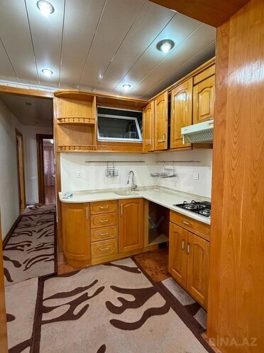 Продаётся 3-комн. вторичка 80 м², м. Нариман Нариманов, photo 8 from 17