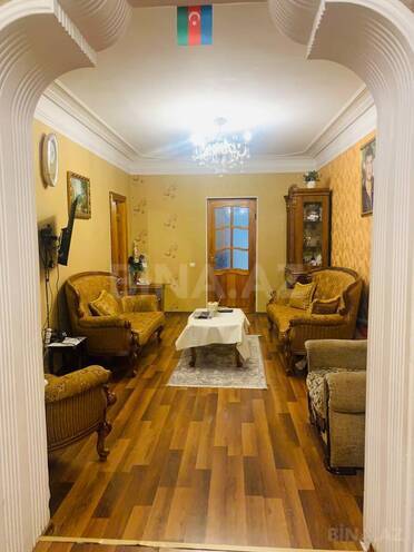 Satılır 5 otaqlı köhnə tikili 120 m², Əhmədli m., photo 1 from 18