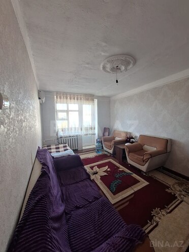 Продаётся 3-комн. вторичка 75 м², м. Ази Асланов, photo 1 from 13