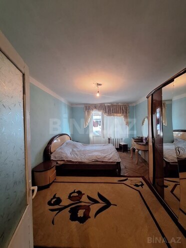 Продаётся 3-комн. вторичка 75 м², м. Ази Асланов, photo 4 from 13
