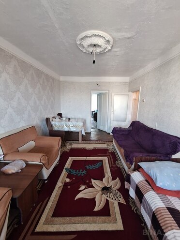 Продаётся 3-комн. вторичка 75 м², м. Ази Асланов, photo 3 from 13