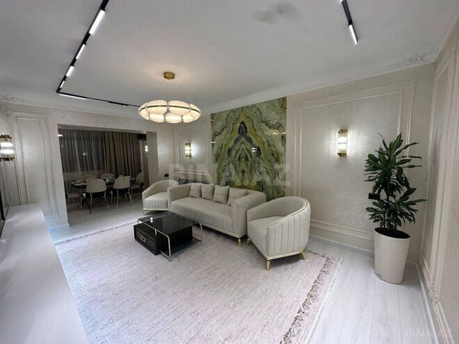Сдается 3-комн. новостройка 130 м², м. Нариман Нариманов, photo 1 from 11