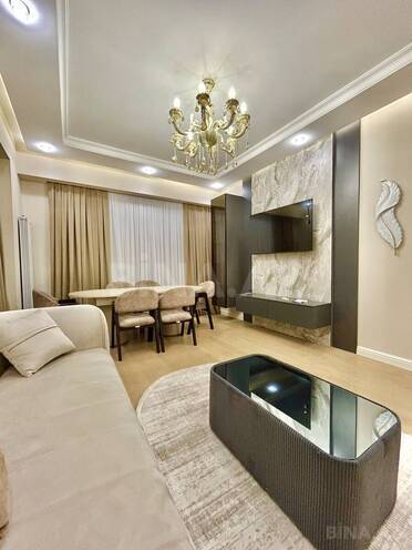 İcarəyə verilir 3 otaqlı yeni tikili 90 m², Bakmil m., photo 1 from 14