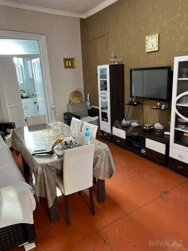 Satılır 3 otaqlı köhnə tikili 100 m², Nizami m., photo 1 from 18
