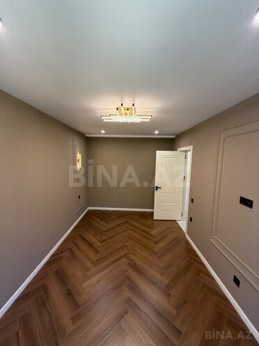 Satılır 3 otaqlı köhnə tikili 62 m², Elmlər Akademiyası m., photo 1 from 17