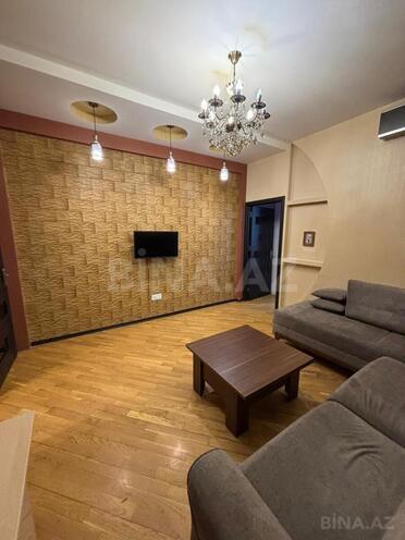 Сдаётся 2-комн. новостройка 60 м², м. Ази Асланов, photo 1 from 19