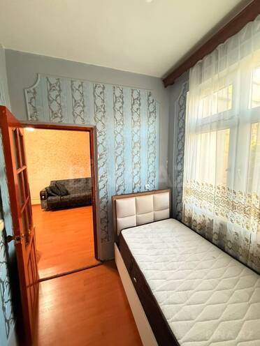 Сдаётся 2-комн. вторичка 30 м², м. Мемар Аджеми, photo 5 from 10
