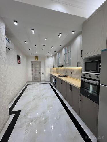 Продаётся 3-комн. новостройка 125 м², м. Кара Караев, photo 3 from 17