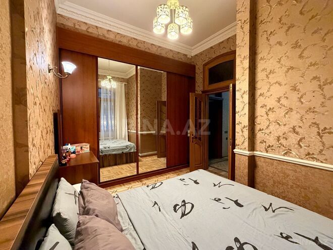 Satılır 3 otaqlı köhnə tikili 85 m², 28 May m., photo 13 from 17