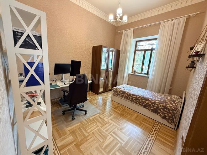 Satılır 3 otaqlı köhnə tikili 85 m², 28 May m., photo 10 from 17
