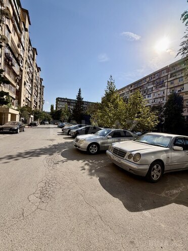 Продается 2-комн. вторичка 48 м², м. Халглар Достлугу, photo 23 from 25