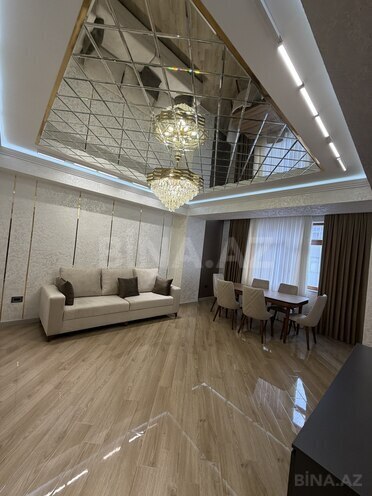 Продаётся 3-комн. новостройка 110 м², м. Кара Караев, photo 4 from 27