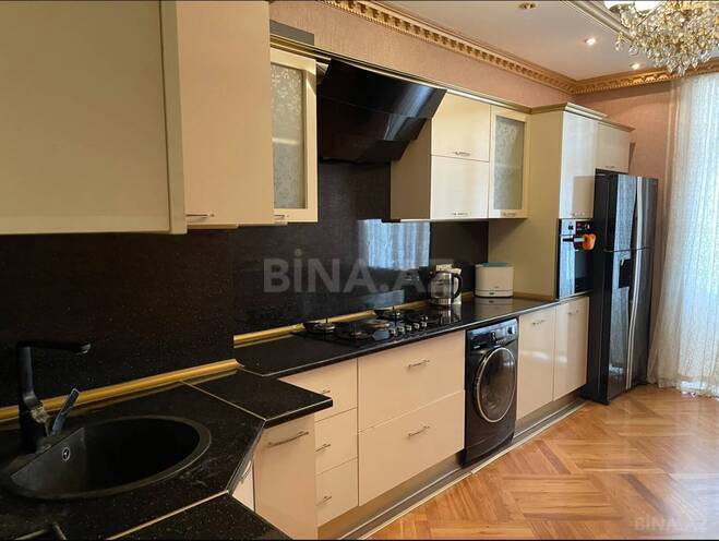 Продаётся 3-комн. новостройка 107 м², Насиминский  р., photo 1 from 15