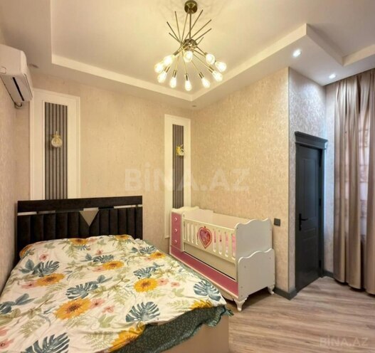 Satılır 4 otaqlı həyət evi/bağ evi 100 m², Mərdəkan q., photo 1 from 8