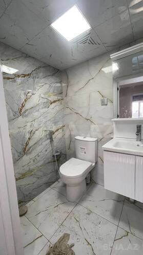 Satılır 2 otaqlı köhnə tikili 60 m², İnşaatçılar m., photo 11 from 14