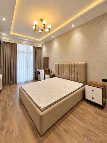 Сдаётся 2-комн. новостройка 85 м², м. Низами, photo 3 from 8