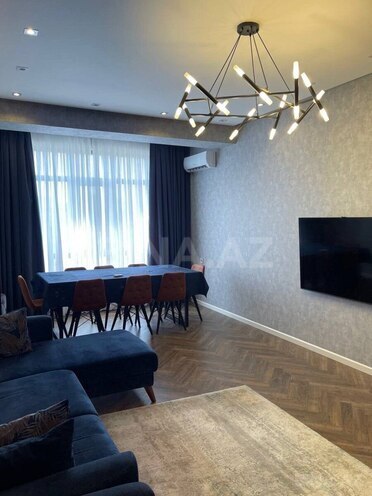 Продаётся 3-комн. новостройка 93 м², м. Иншаатчылар, photo 1 from 16