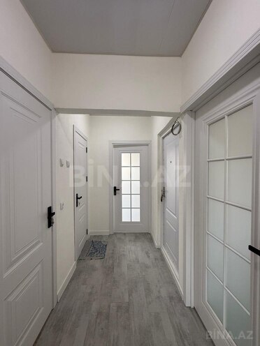 Продаётся 2-комн. вторичка 65 м², м. Ази Асланов, photo 1 from 9