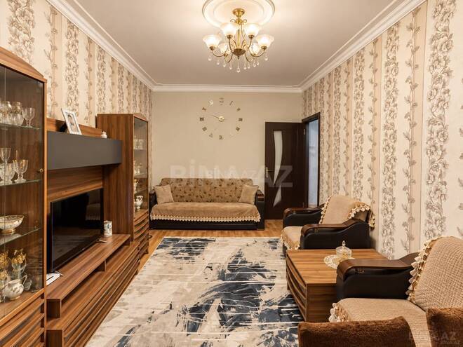 Продается 2-комн. вторичка 70 м², пос. Карачухур, photo 1 from 12
