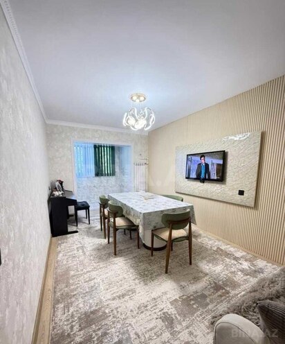 Satılır 4 otaqlı köhnə tikili 110 m², İnşaatçılar m., photo 5 from 14