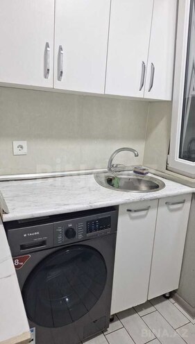 Сдаётся 2-комн. вторичка 40 м², м. Элмляр Академиясы, photo 4 from 9
