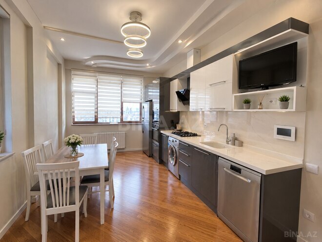 İcarəyə verilir 2 otaqlı yeni tikili 115 m², 28 May m., photo 4 from 8
