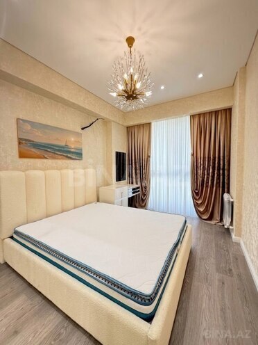 Продаётся 3-комн. новостройка 79 м², м. Иншаатчылар, photo 6 from 13