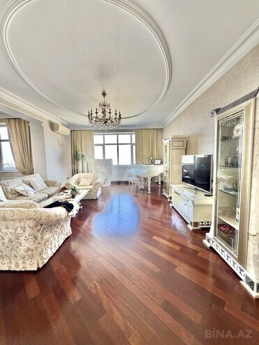 Продается 3-комн. новостройка 170 м², м. Элмляр Академиясы, photo 3 from 23