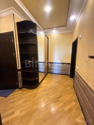 Продается 3-комн. вторичка 110 м², м. Азадлыг проспекти, photo 13 from 20