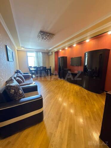 Продается 3-комн. вторичка 110 м², м. Азадлыг проспекти, photo 1 from 20