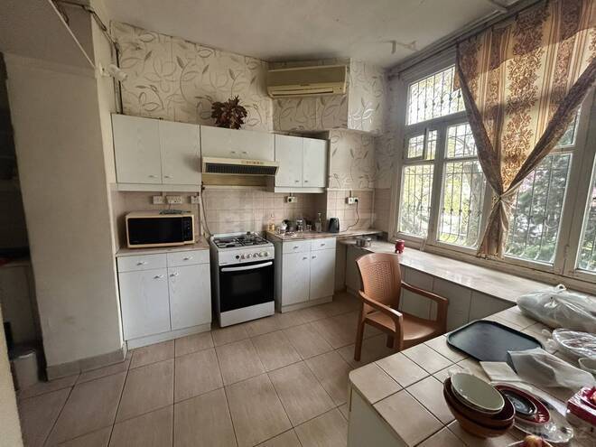 Satılır 5 otaqlı köhnə tikili 110 m², Yasamal q., photo 10 from 17