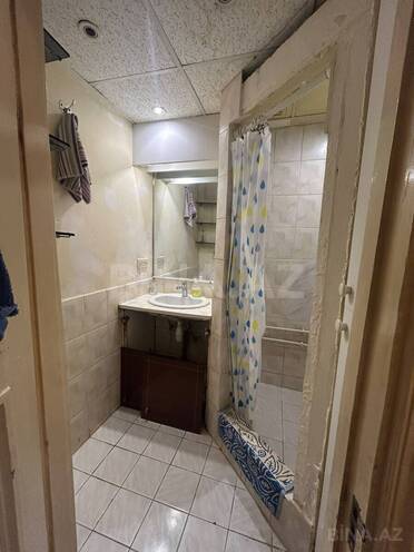 Satılır 5 otaqlı köhnə tikili 110 m², Yasamal q., photo 13 from 17