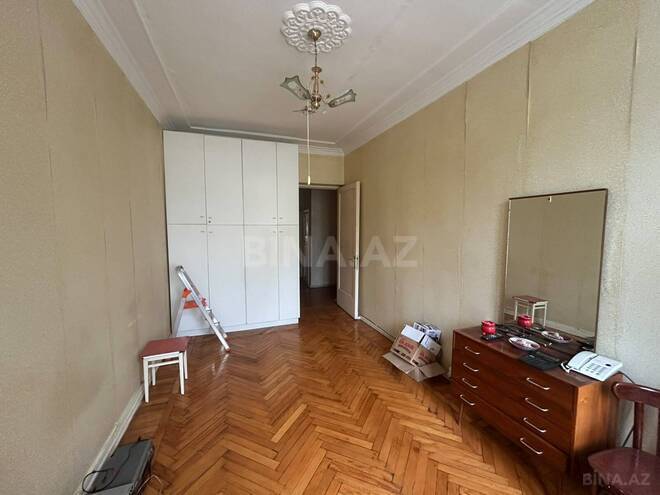 Satılır 5 otaqlı köhnə tikili 110 m², Yasamal q., photo 8 from 17