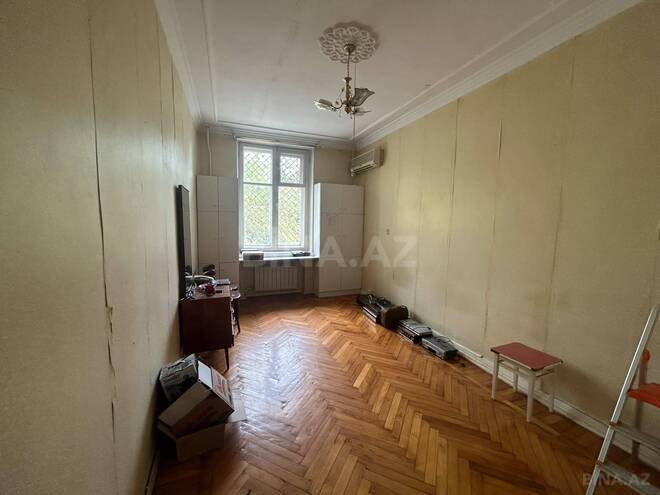 Satılır 5 otaqlı köhnə tikili 110 m², Yasamal q., photo 7 from 17